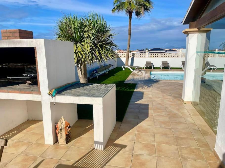 Stunning Villa Amanecer Коралео Екстериор снимка