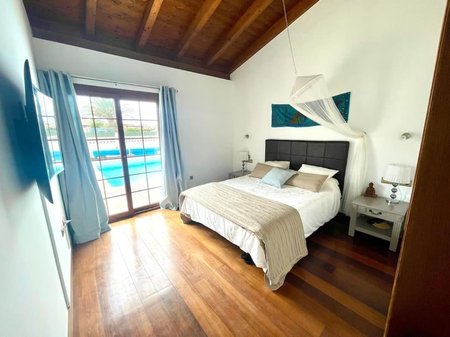 Stunning Villa Amanecer Коралео Екстериор снимка